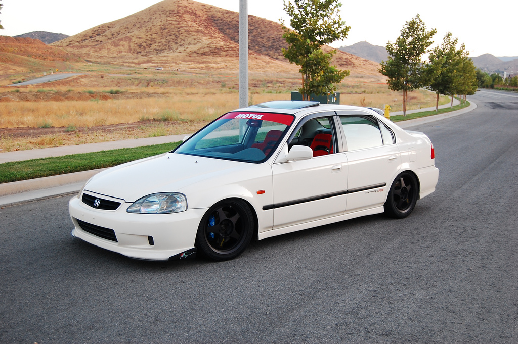 Filed under Uncategorized Tags 4 door ARC B series championship white 